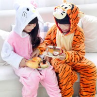 Kigurumi Anime Onesies Pajamas Cartoon Animal Costume Unisex Halloween Anime Cosplay Costume Hello Kitty Tiger